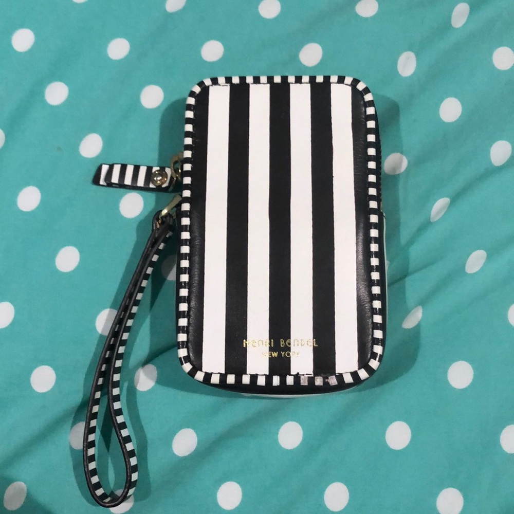Henri Bendel wallet for phone